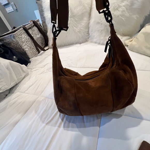 Hammitt Morgan Mahogany Suede Crossbody and matching Royce wallet - Picture 4 of 11